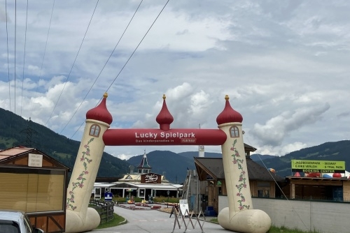 Bobová dráha ve Flachau (Lucky Flitzer Alpine Coaster) - vstup do areálu